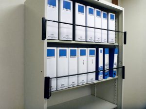 ■ティーエフサービス オープン書庫用落下防止金具 タフガードダブル1200mm前付用 1本入り TGW12M(4732433)[送料別途見積り][法人・事業所限定][掲外取寄] □ティーエフサービス オープン書庫用落下防止金具 タフガードダブル